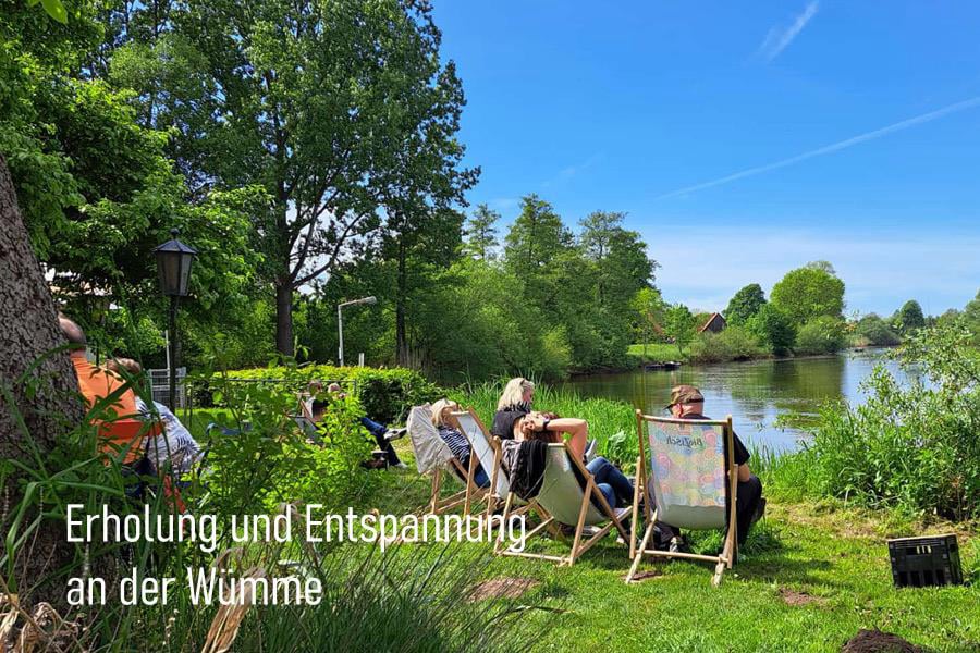 Ferienwohnung  Bremen Oberneuland. 4 Gäste, 1 Schlafzimmer, Doppelschlafcouch im Wohnzimmer, 1 Badezimmer, 1 Küche Anbieter: Elin-Astrid Becker (Privatperson) Sprachen: Englisch, Deutsch